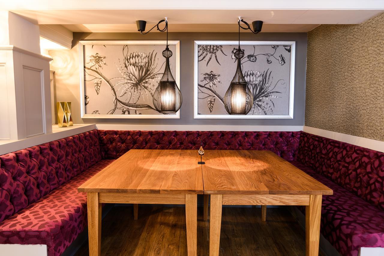The Wheatsheaf Inn Onneley Εξωτερικό φωτογραφία